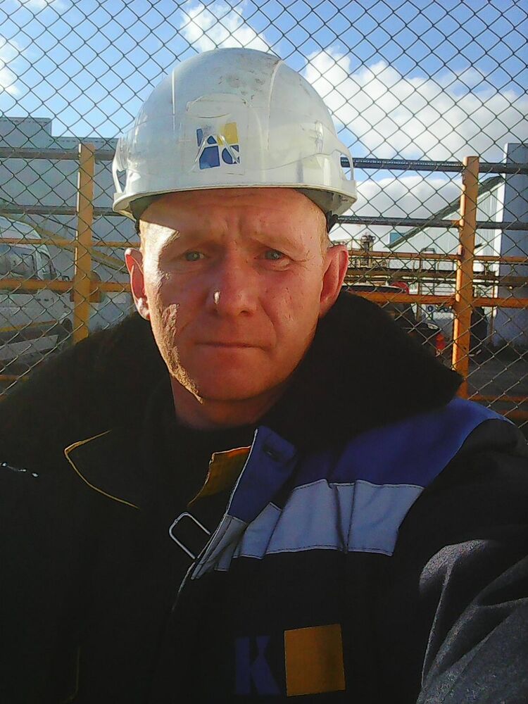  4958271  Aleksandp, 45 ,    