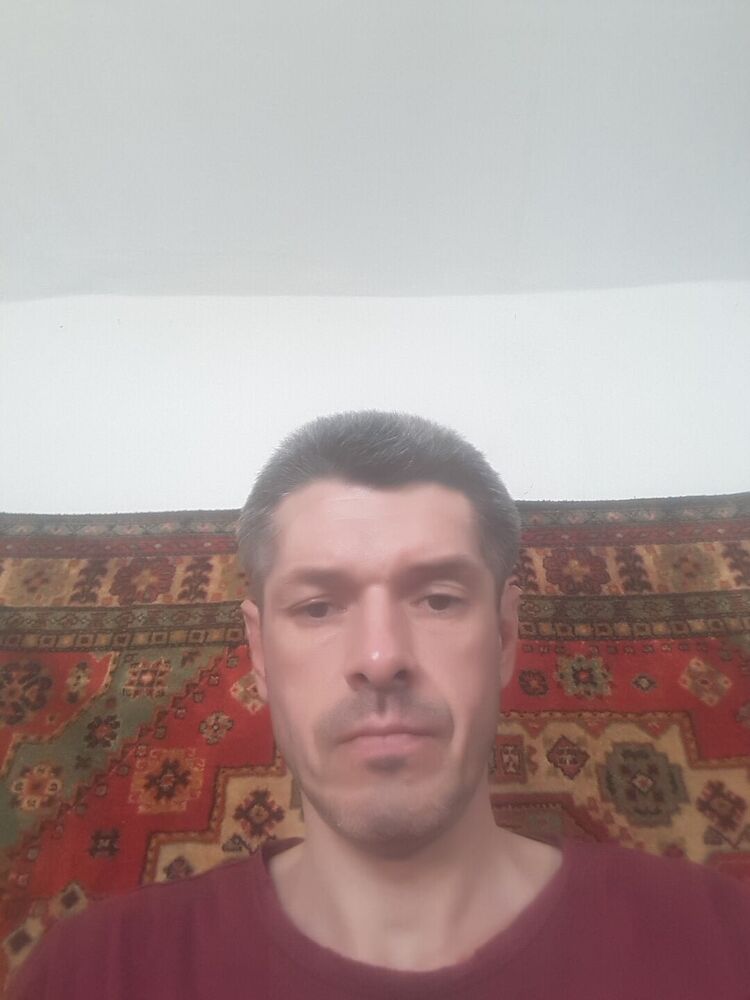  37004921  , 42 ,    
