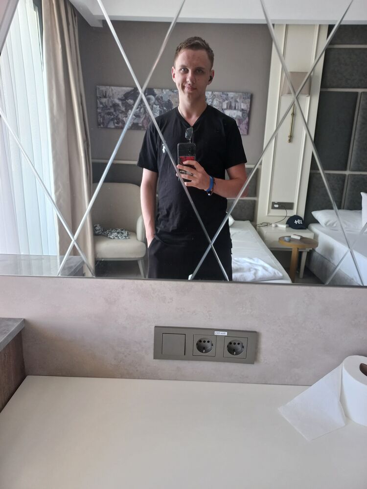 ���� 40725421 ����� ����, 21 ���, ���� ���������� � ���������