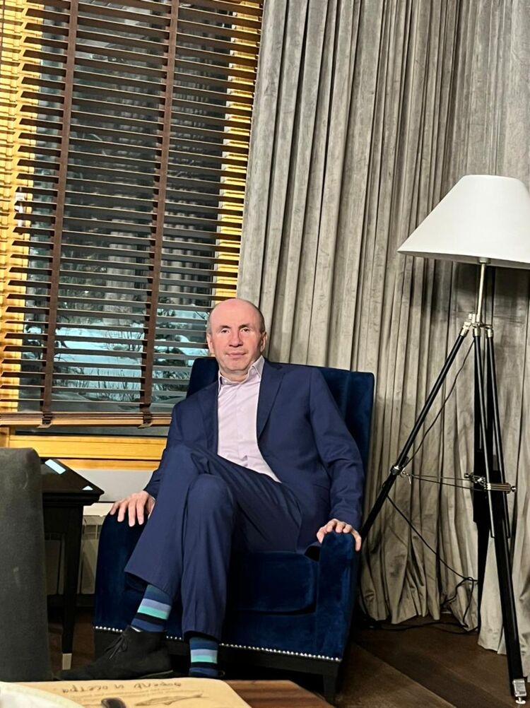 ���� 42362651 ������� �����, 52 ����, ���� ���������� � ������