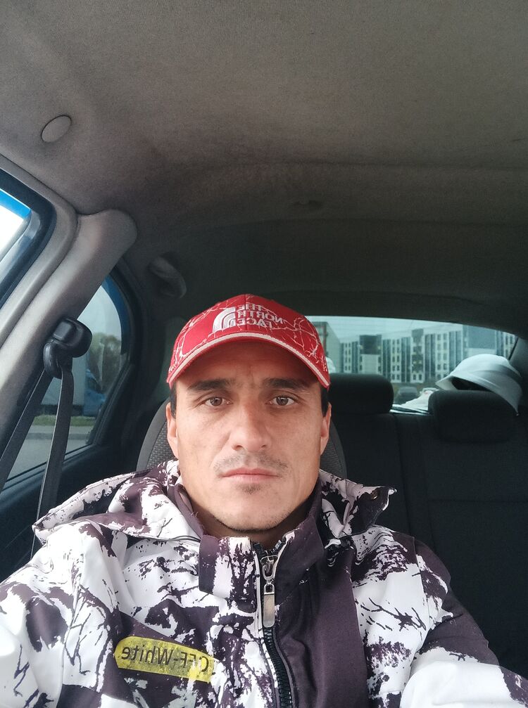  46775981  , 35 ,    