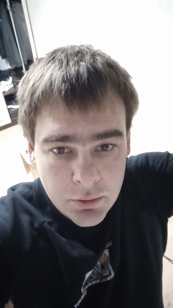  30971841  Maxim, 38 ,    