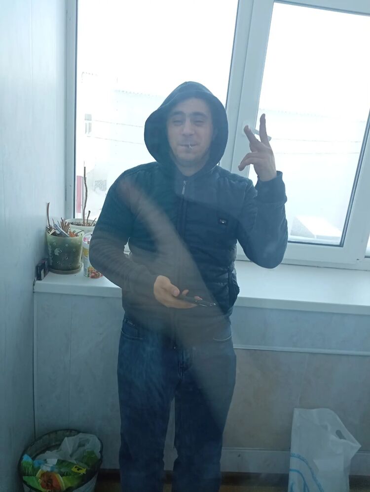  42883231  , 29 ,    