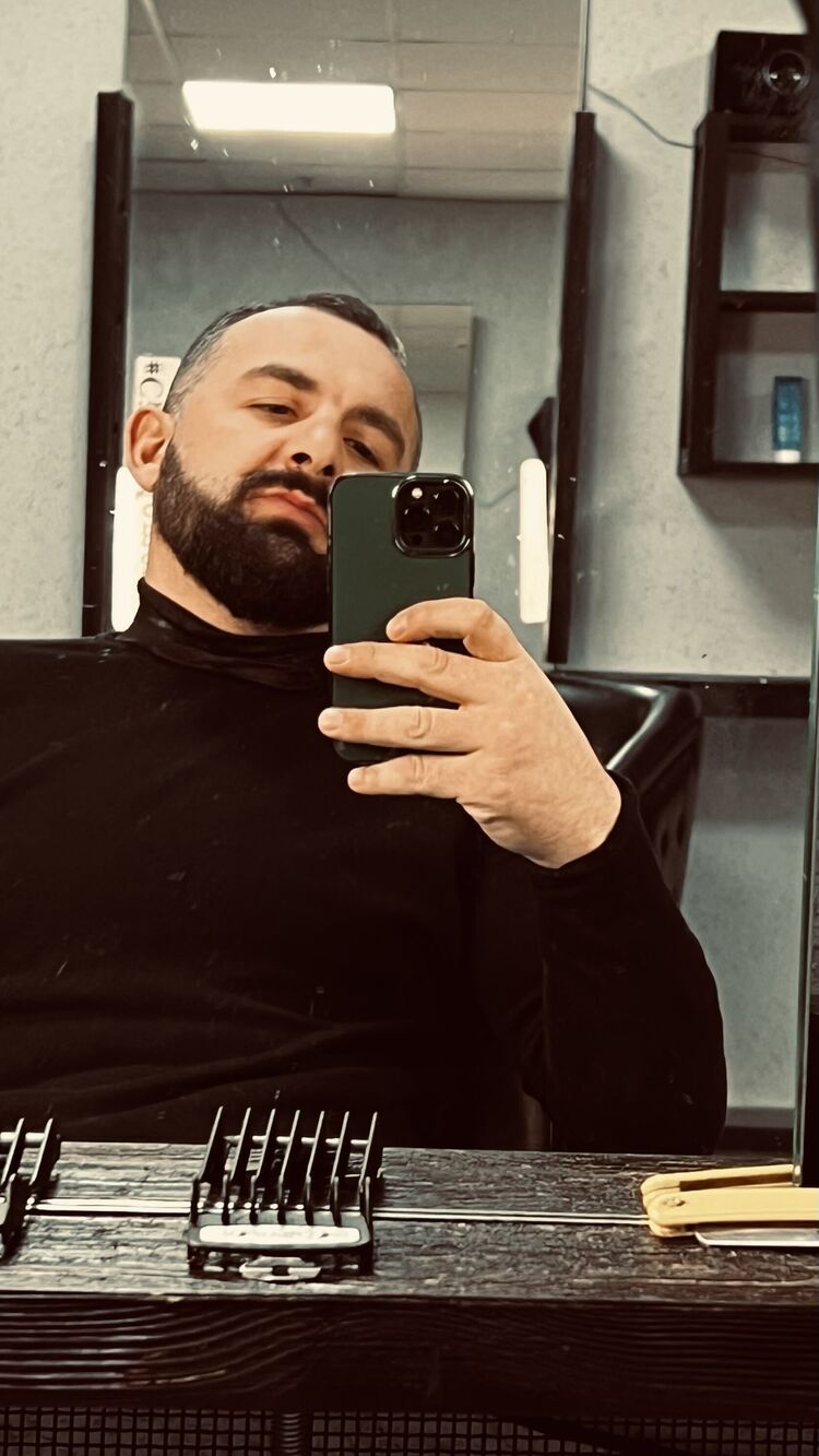  47714231  Gevorg, 36 ,    Bohnice