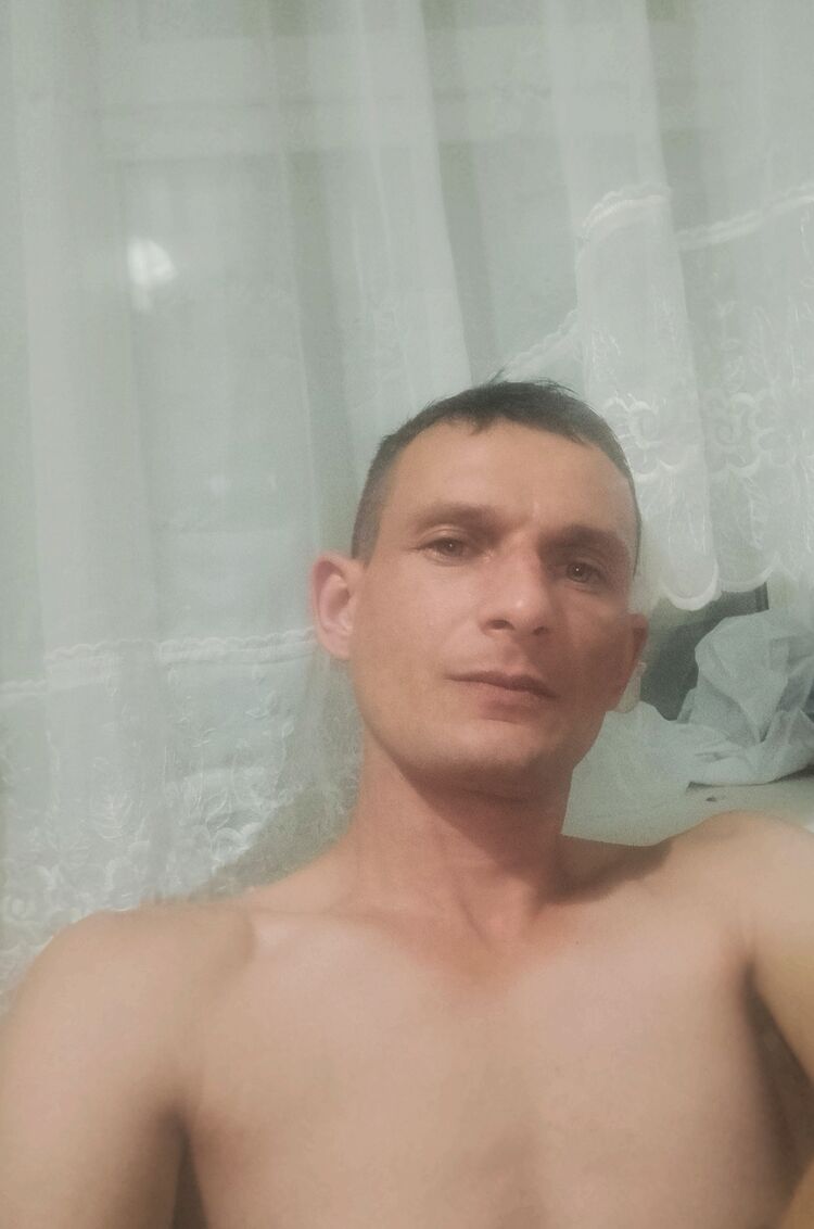  44437931  , 38 ,    