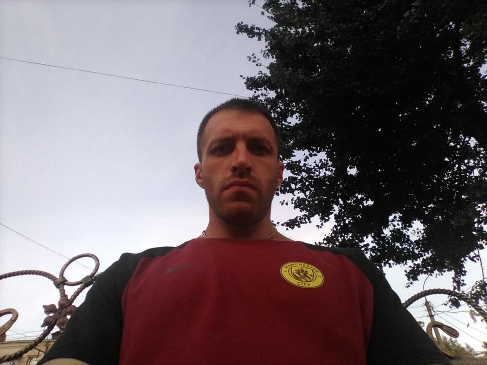  ,   Yarik, 38 ,   ,   , c 
