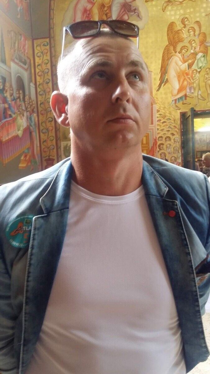  ,   Alexandru, 40 ,   ,   , c 