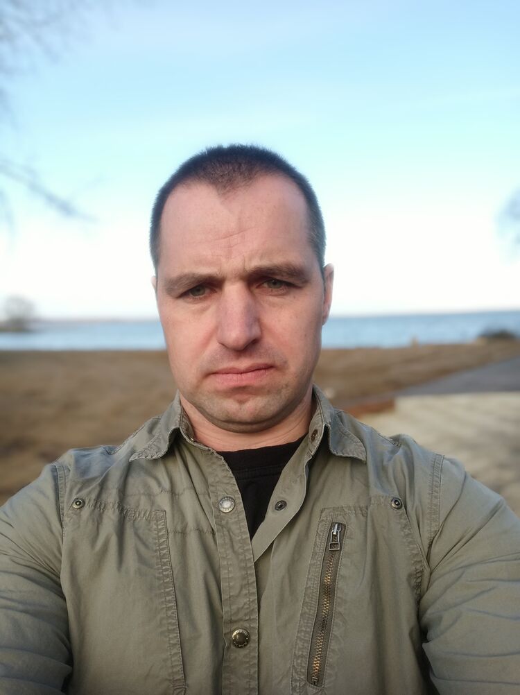  ,   Dima, 44 ,   ,   , c , 