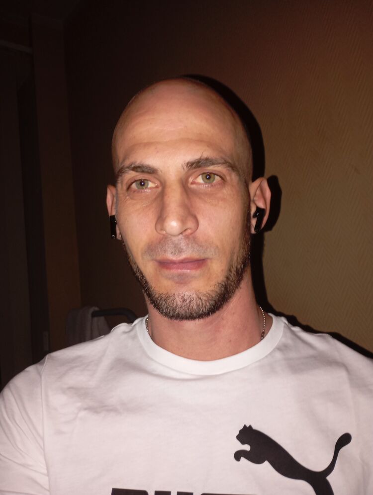  45927681  , 39 ,    