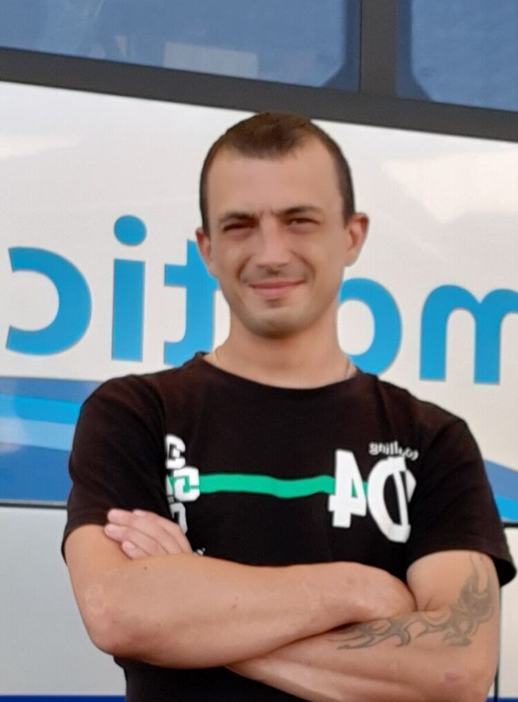  20965801  Vitalik, 32 ,    Kepno