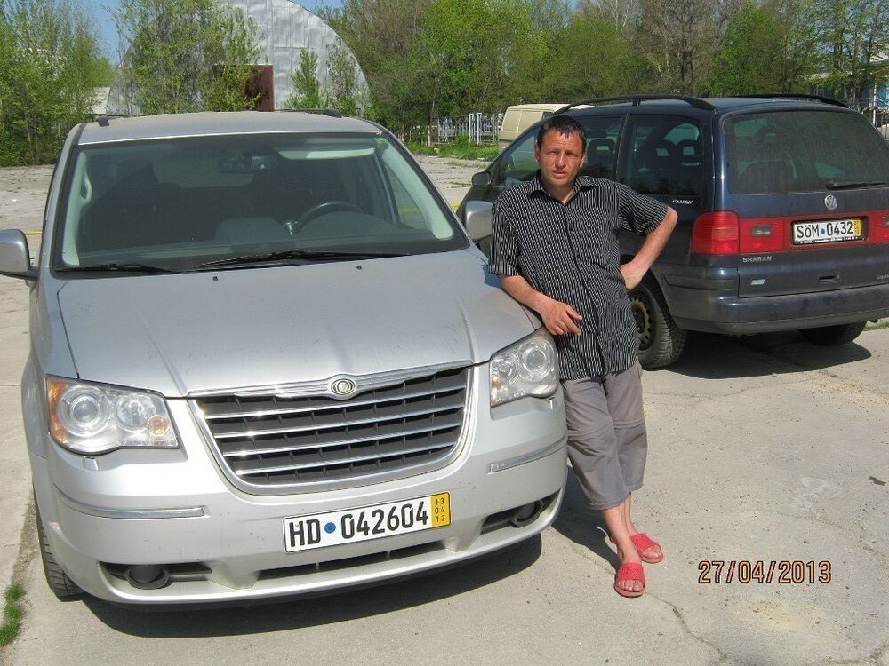  19066541  GREI, 52 ,    