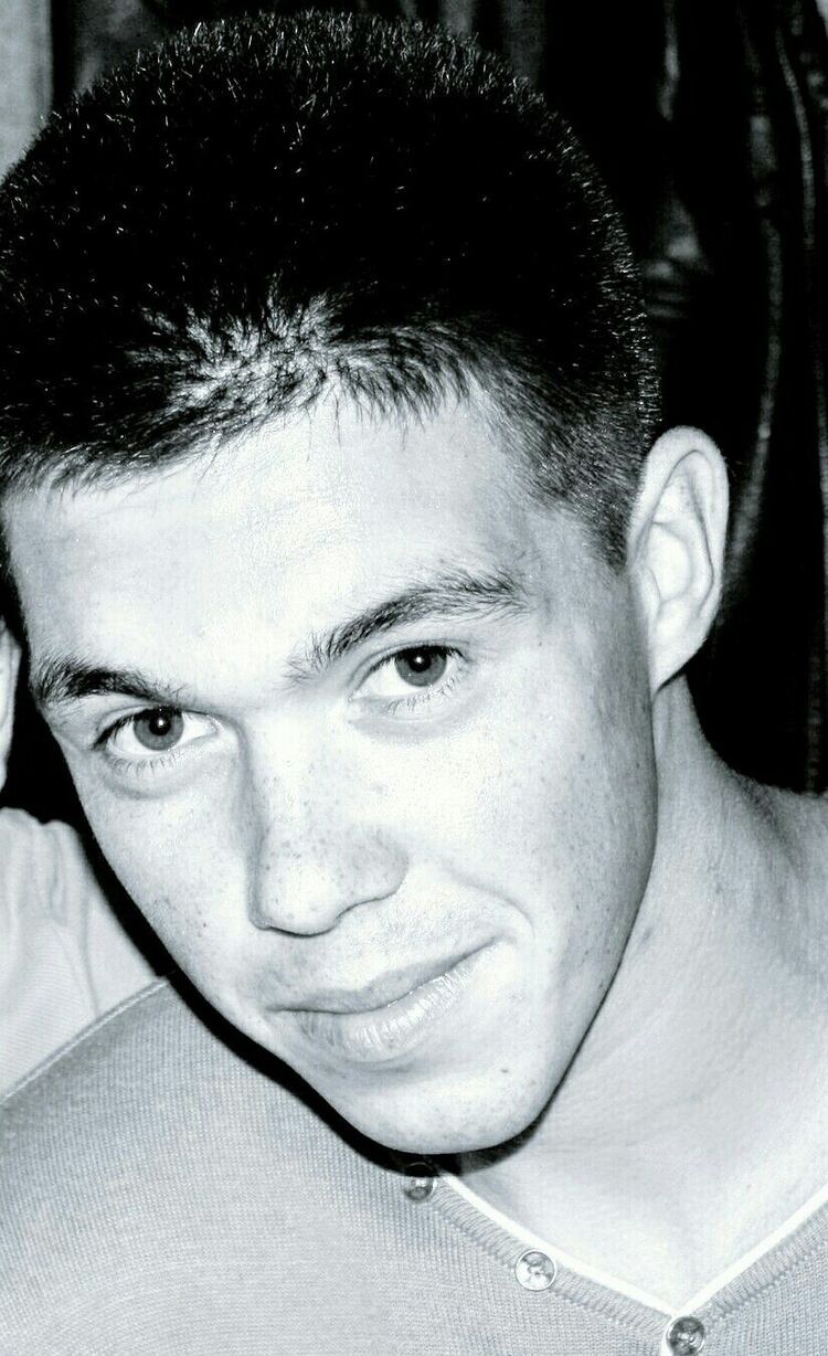 ���� 24536071 ������� ��������, 32 ����, ���� ���������� � ���������� ������