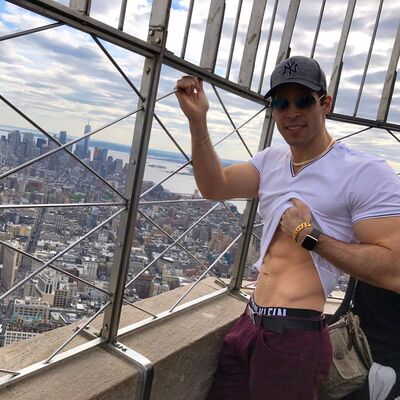  Brumunddal,   Hughes, 37 ,   ,   