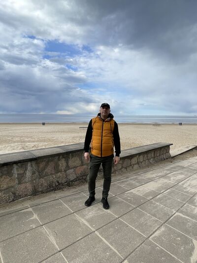  ,   Andrei, 40 ,   ,   , c , 