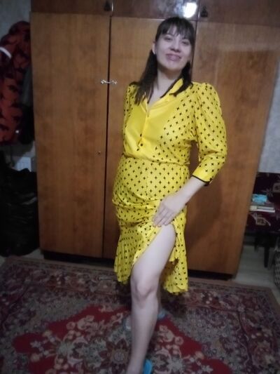  ,   Darya, 22 ,   c 