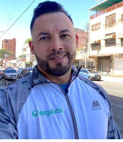  Alamo,   Macias, 43 ,   ,   