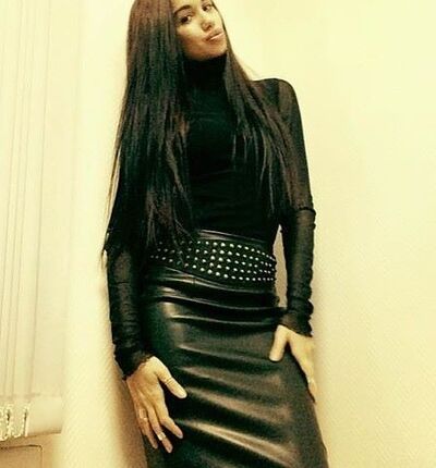  ,   Selena, 39 ,   ,   , c 