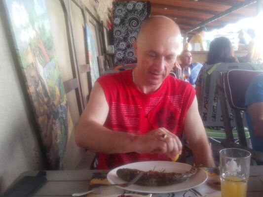  ,   Vadim, 58 ,   
