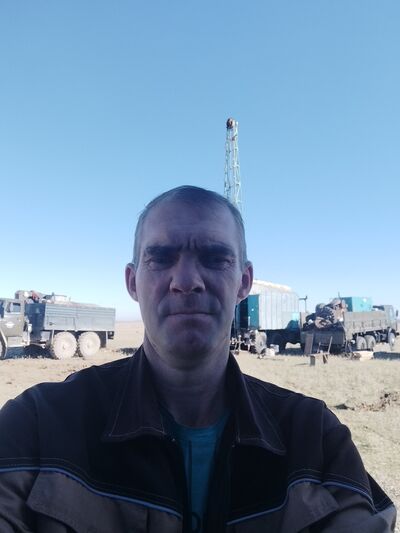  ,   Anatolij, 46 ,   ,   