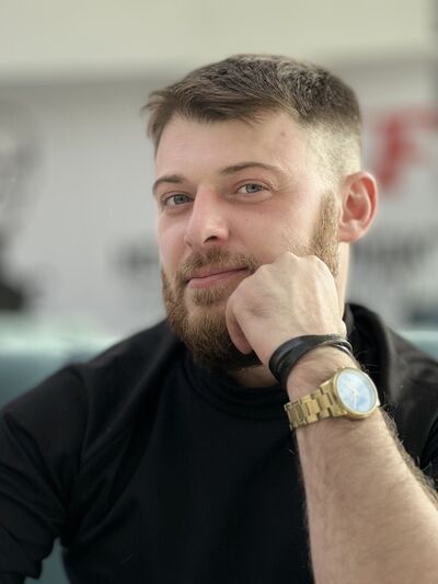  ,   Pavel, 34 ,   ,   