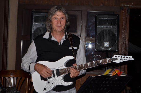  Nurtingen,   , 67 ,     , c 