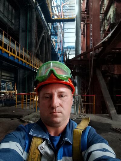  ,   Denis, 47 ,   ,   , c 