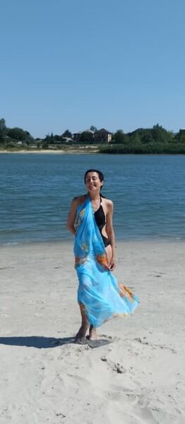  ,   Elena, 44 ,   ,   