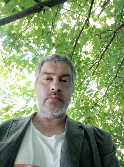  ,   Viktor, 51 ,   ,   , c 