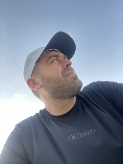  ,   Albert, 39 ,   ,   , c 