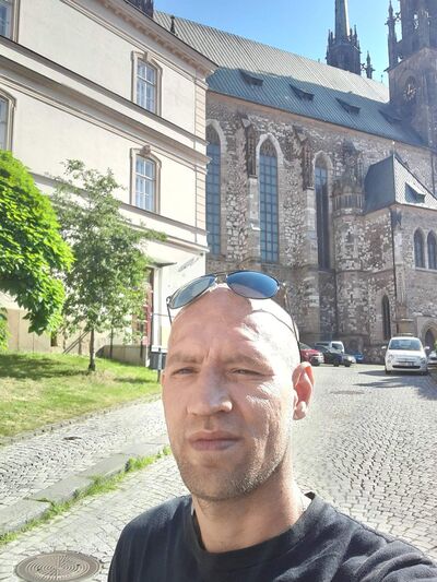  ,   Ivan, 44 ,   ,   