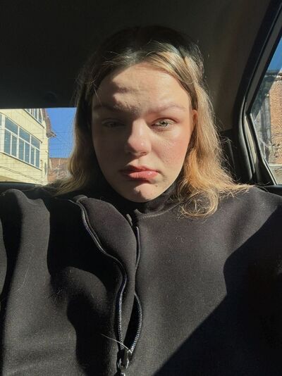  --,   , 19 ,     , c 