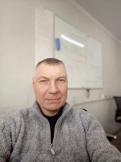  ,   Vladimir, 44 ,   ,   