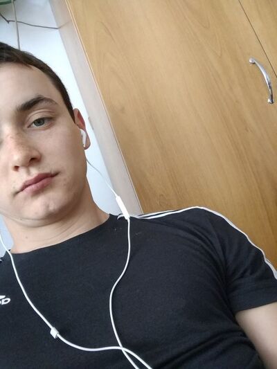  ,   Igor, 24 ,   ,   , c , 