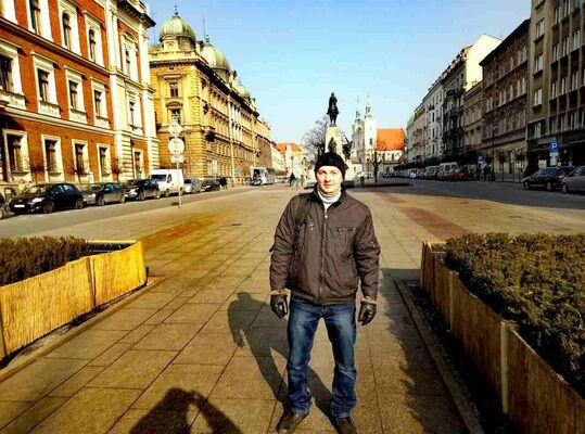  ,   Vova, 40 ,  