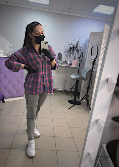  ,   Ekaterina, 31 ,  