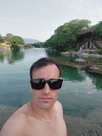  Podgorica,   Niko, 31 ,   ,   
