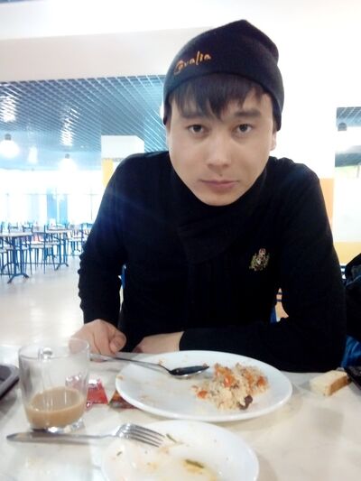  ,   Arnur, 33 ,   ,   , c , 