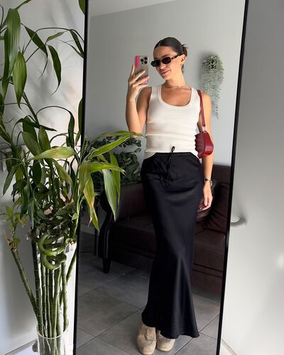  Abbots Langley,   , 27 ,   ,   