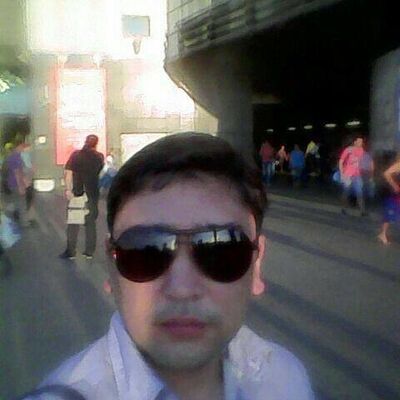  ,   Max, 44 ,   