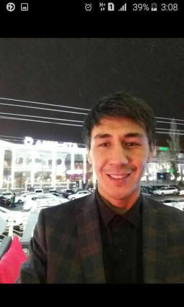  ,   Danyar, 35 ,  