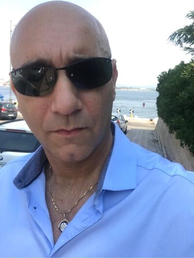  ,   Mike, 43 ,   ,   , c , 