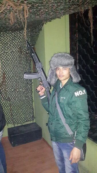  ,   Mahmudjon, 32 ,     , c 