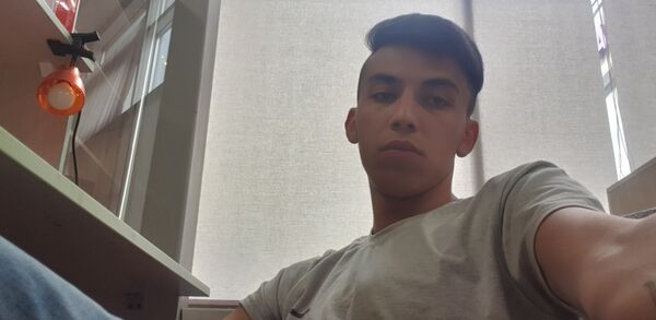  ,   Artem, 22 ,   ,   