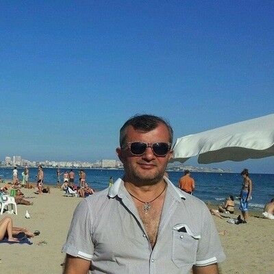  8675661  Hrachik, 64 ,    -