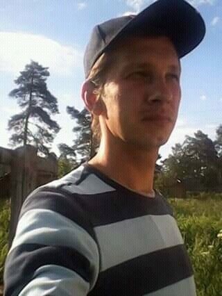  ,   Viktor, 43 ,   