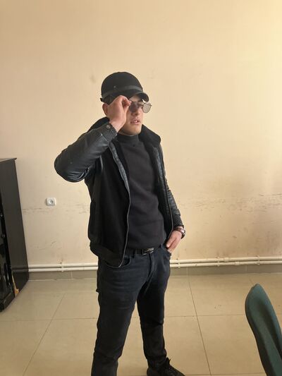  ,   Ashot, 25 ,   ,   