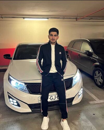  ,   Kamil, 27 ,   ,   
