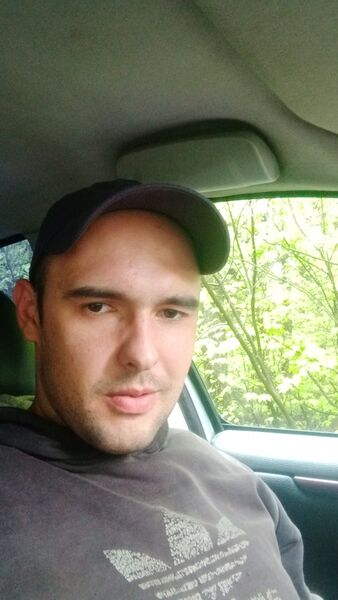  ,   Denis, 32 ,     , c , 