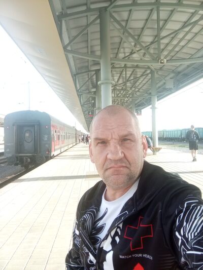  ,   Oleg, 47 ,   ,   