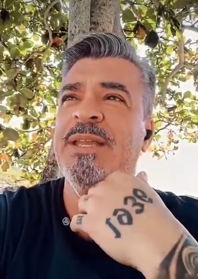  ,   Vali, 55 ,   ,   